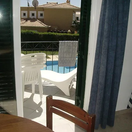 Апартаменты Apartamento Casa Do Sol Лагуш